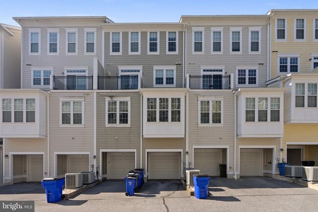 Building Photo - 11209 Chase St