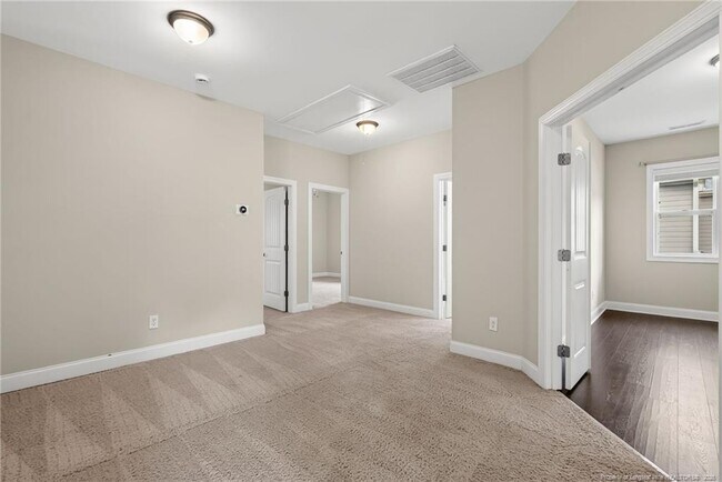 Building Photo - 95 Valley Brook Ln