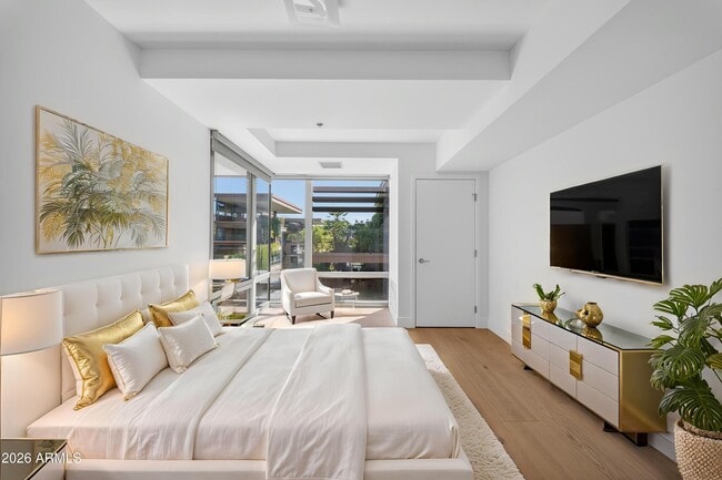 Building Photo - 7131 E Rancho Vista Dr