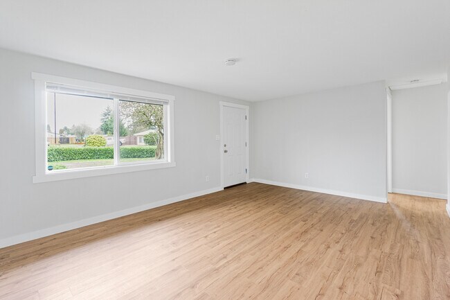 Building Photo - 5110 Diamond Blvd SW