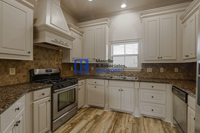 Building Photo - 3 Bed/2 Bath Home in Germantown School District