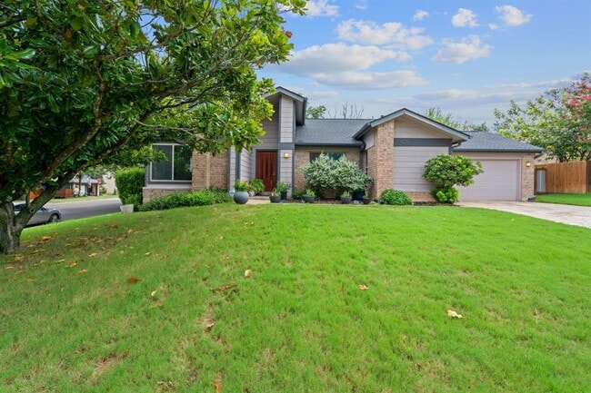 Building Photo - 1428 Gracy Dr