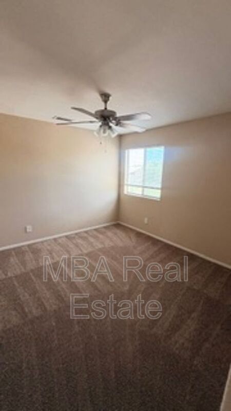 Building Photo - 6434 W Hackamore Dr