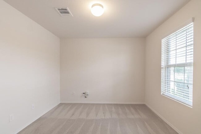 Building Photo - 809 Tabernash