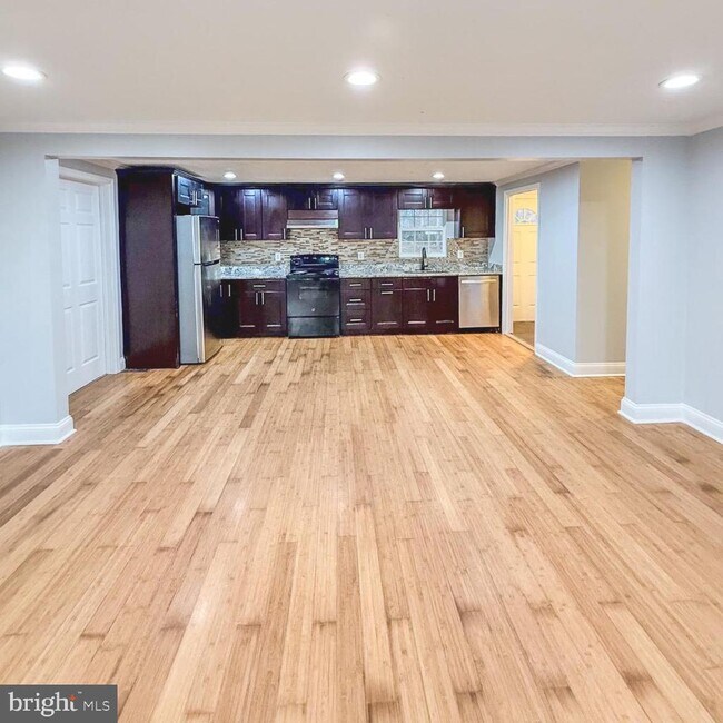 Building Photo - 205 Biddle Rd