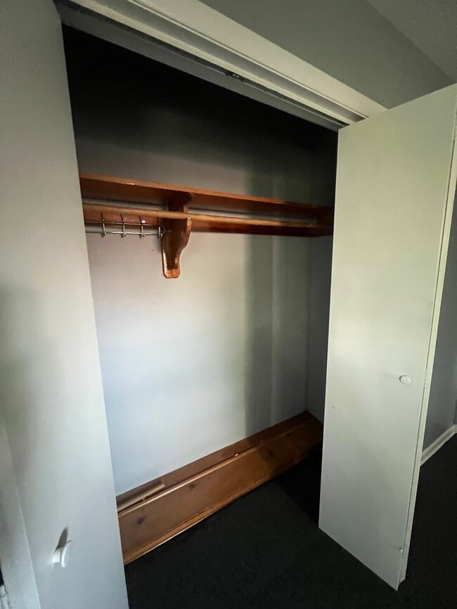 Building Photo - 7903 Ackley Rd