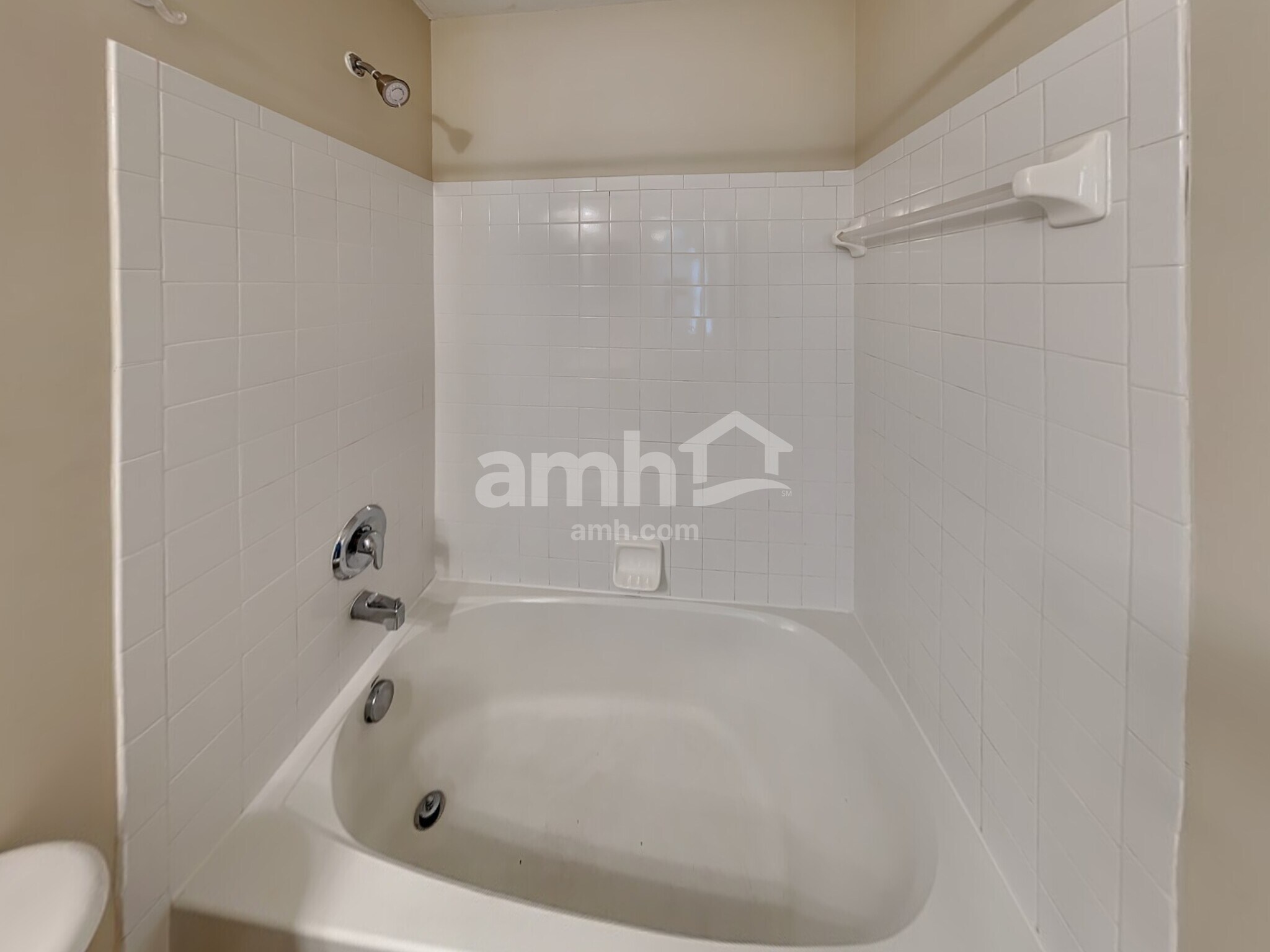 Building Photo - 7181 Normanton Dr