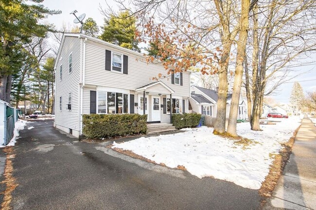 Building Photo - 1224 Page Blvd