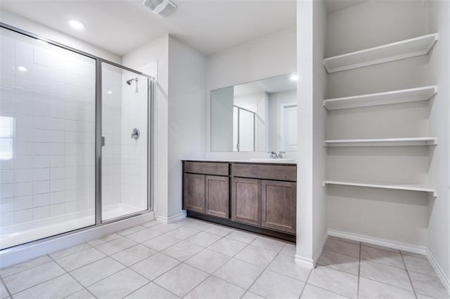 Building Photo - 2615 Horton Dr