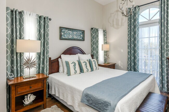 Building Photo - Romantic Getaway 5317