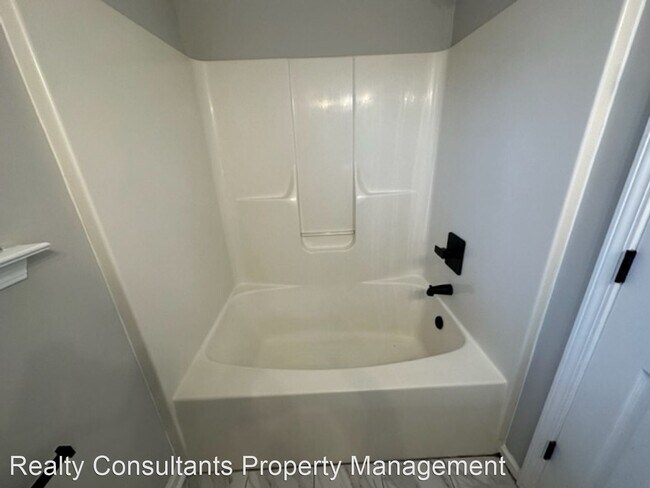 Building Photo - 3 br, 2 bath House - 116 Margaret Turner Road