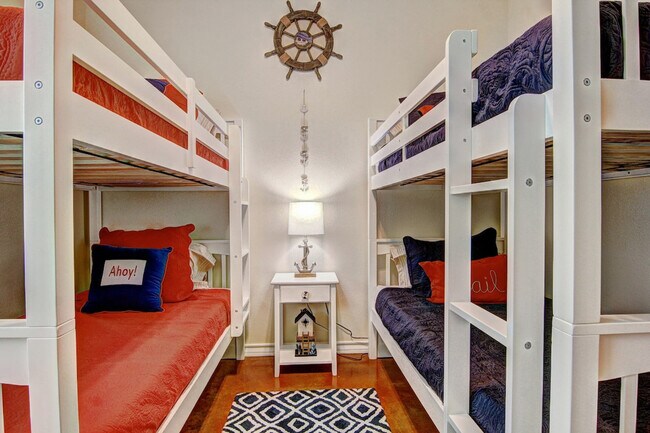 Building Photo - 2211 TX-361