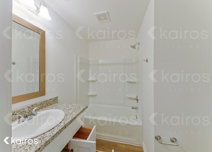 Building Photo - 11425 Camden Ct Cir