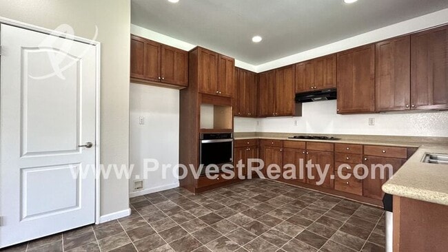Building Photo - 13981 Horseshoe Way