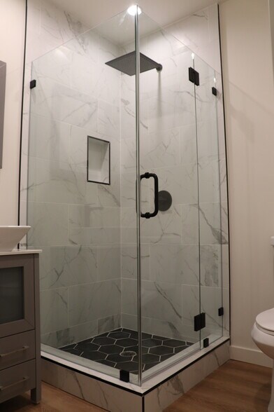 Building Photo - 9500 Penfield Ave