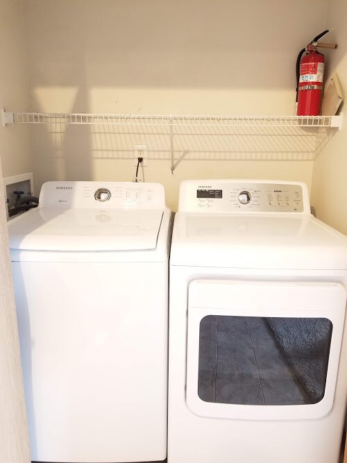 Building Photo - 560 Penn Ct