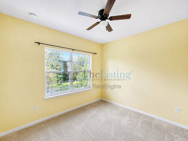 Building Photo - 9137 Grand Is Wy