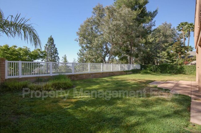 Building Photo - 32555 Favara Dr