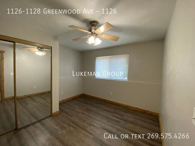 Building Photo - 1126-1128 Greenwood Ave-1126