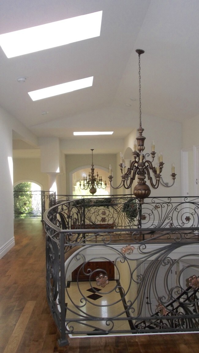 Building Photo - 1842 10th St