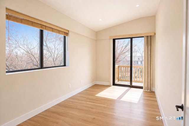 Building Photo - 937 Post Rd