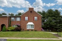 Building Photo - 126 Lampeter Ct