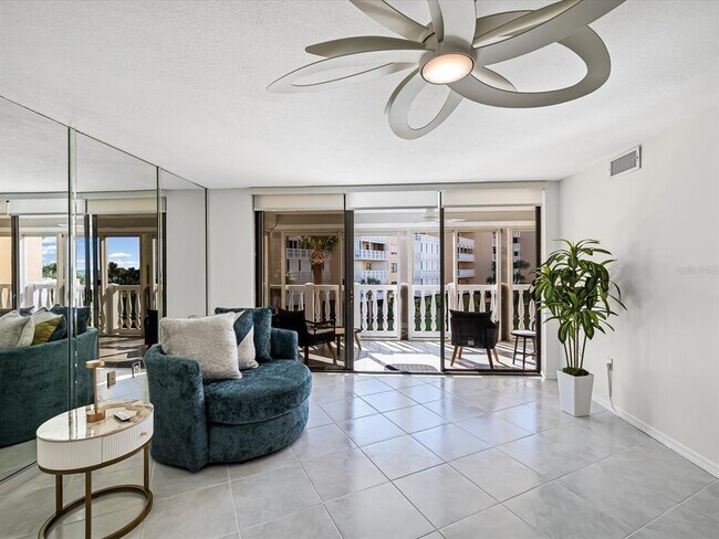 Building Photo - 6650 Sunset Way