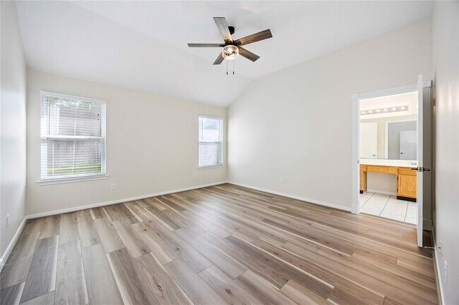 Building Photo - 8707 Orchard Ln
