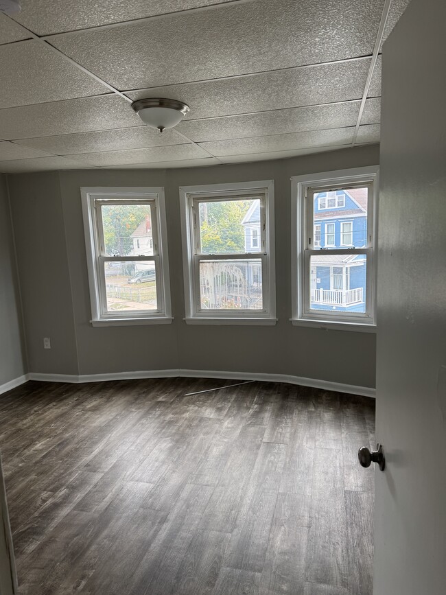 Building Photo - 92 Lockhart St