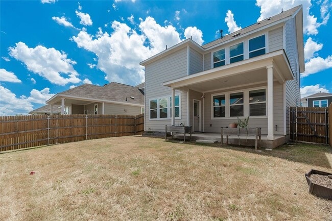 Building Photo - 15607 Ellinger Dr