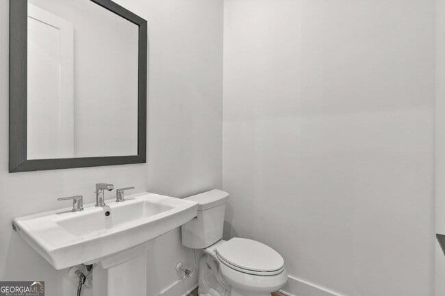 Building Photo - 517 Motivation Cir NW