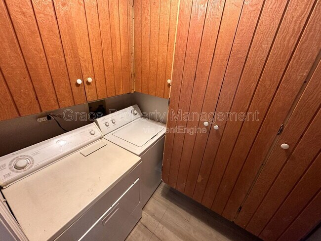 Building Photo - 5443 W 76th Ave