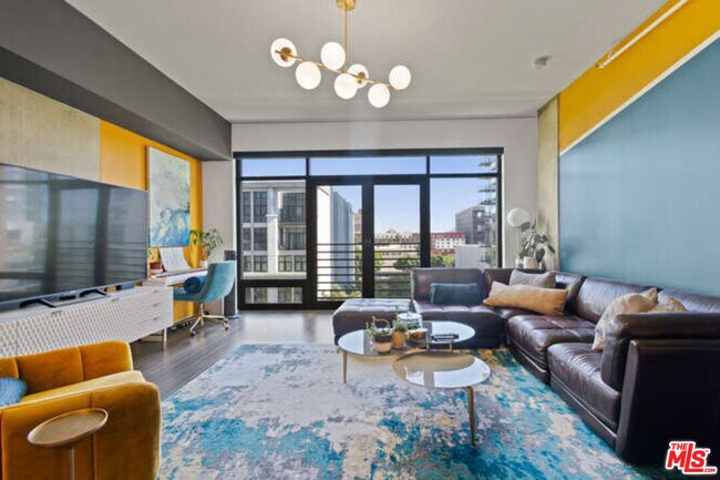 Building Photo - 1111 S Grand Ave