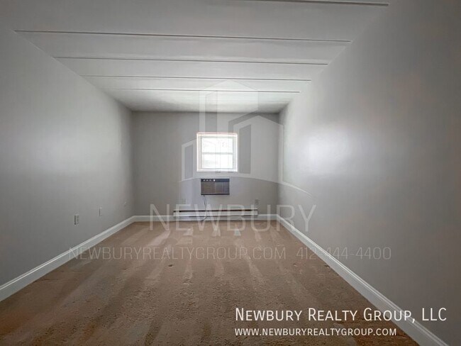 Building Photo - 1814 Chessland St