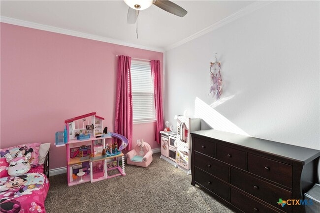 Building Photo - 8402 Ridge Crest Dr