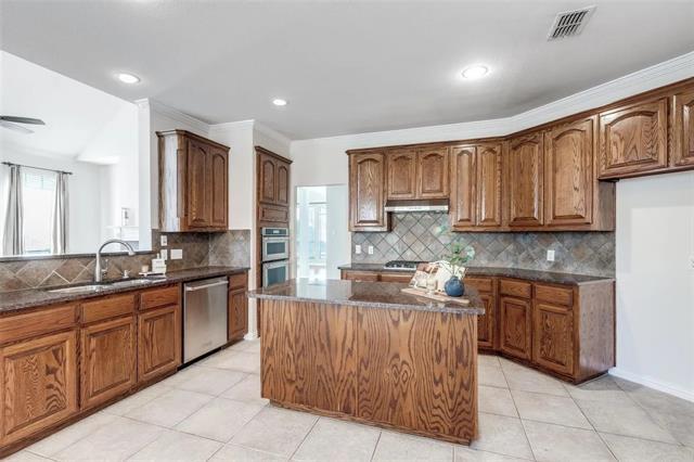 Building Photo - 4125 Greenfield Dr