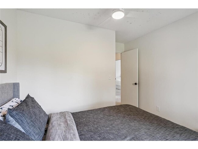 Building Photo - 10144 67th Ln N