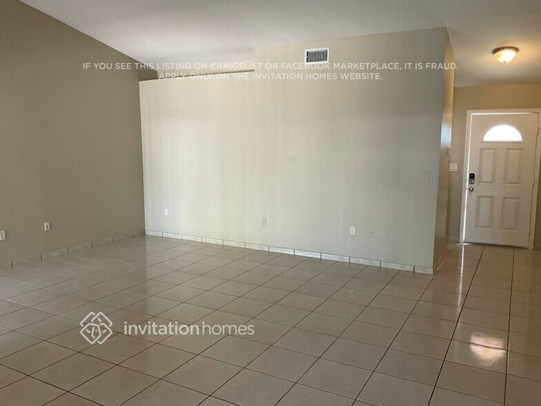 Building Photo - 7845 SW 161st Ave