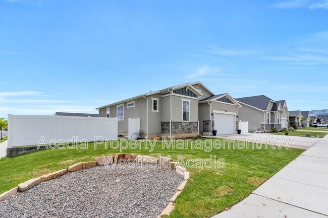 Building Photo - Mcd-1460 E Lowe Peak Dr