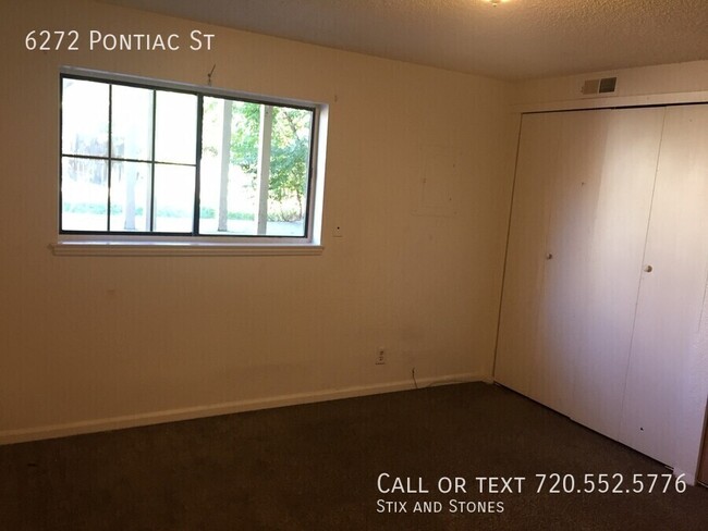 Building Photo - Charming 2-Bedroom Home in a Quiet Commerc...