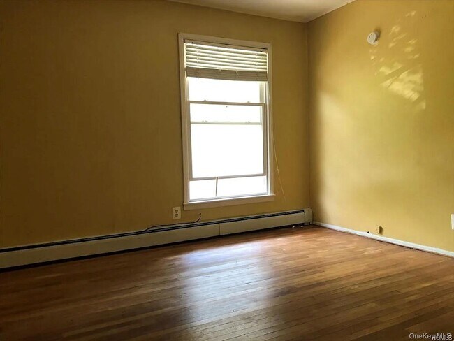 Building Photo - 52 Horton Ave