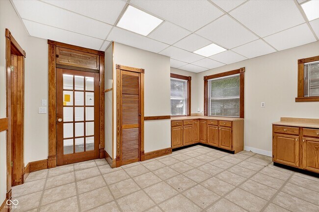 Building Photo - 456 N Centennial St