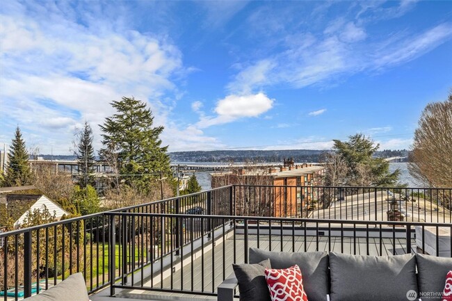 Building Photo - Brand new 2 bedroom with luxury finishes i...