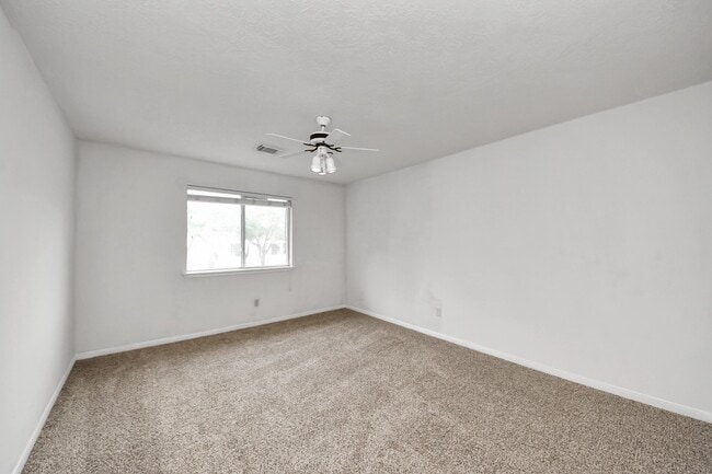 Building Photo - 6227 Paddle Wheel Dr