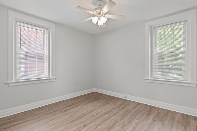 Building Photo - 1008 Westover Ave