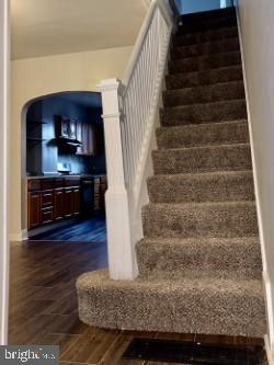 Building Photo - 49 S Kresson St