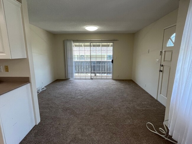 Building Photo - 94-1351 Kulewa Loop #17s