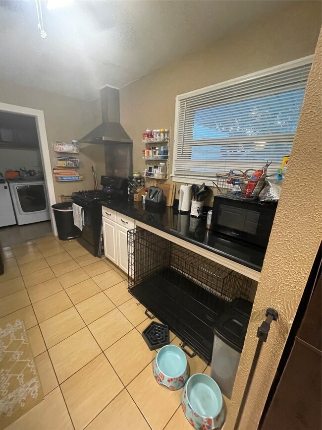 Building Photo - 119 Albacore Ave