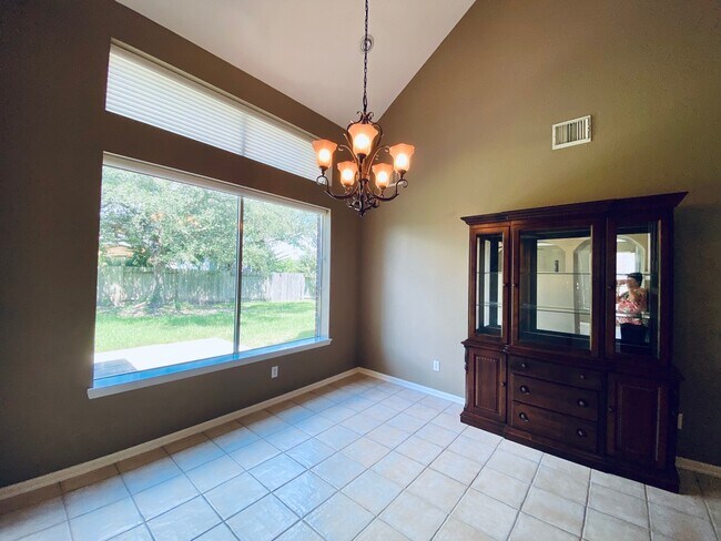 Building Photo - 6302 Spring Tide Ct