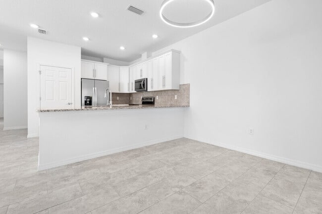 Building Photo - 22 Pony Ln